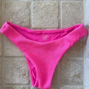 Monday Byron Bottom size P